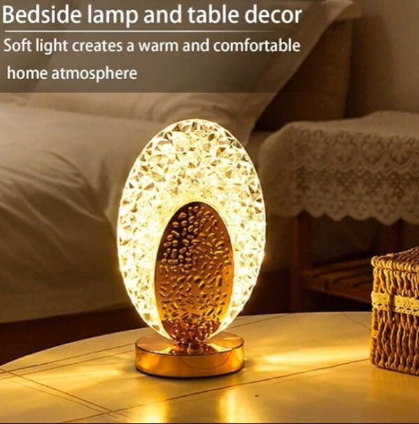 Oval Crystal LED Table Lamp - مصباح طاولة LED  كريستالي بيضاوي الشكل