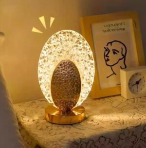 Oval Crystal LED Table Lamp - مصباح طاولة LED  كريستالي بيضاوي الشكل